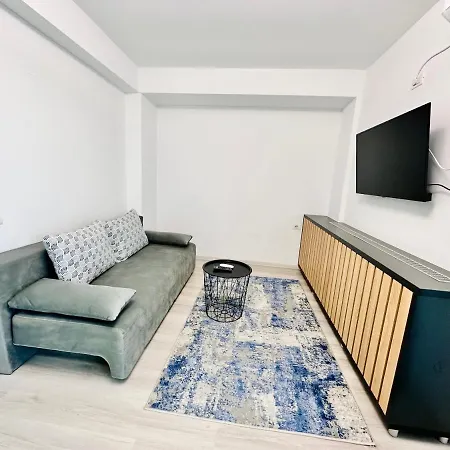 Apartment Lyvan's Wild - Mamaia Nord *