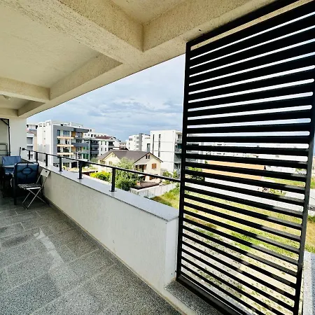 Lyvan's Wild - Mamaia Nord Apartment Navodari